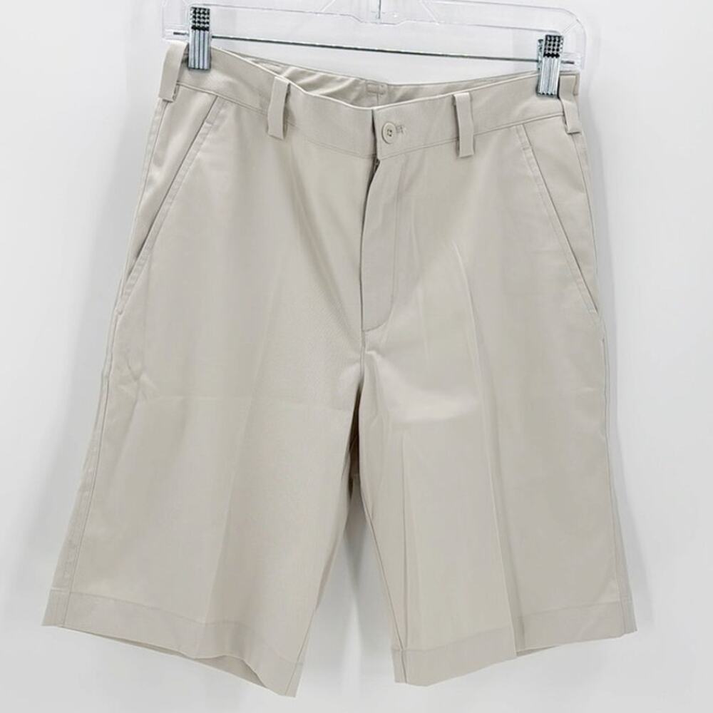 Nike Dri-Fit Boys Golf Shorts light bone size 28 pockets and flex stretch fabric